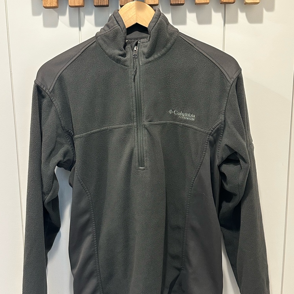 Columbia Gray Fleece Pullover with Quarter Zip